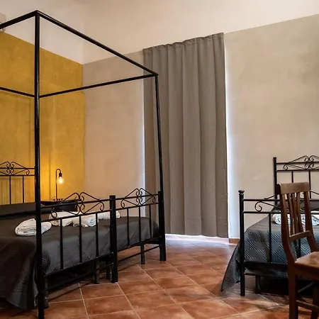 Bed and breakfast B&B Villa Pirandello *
